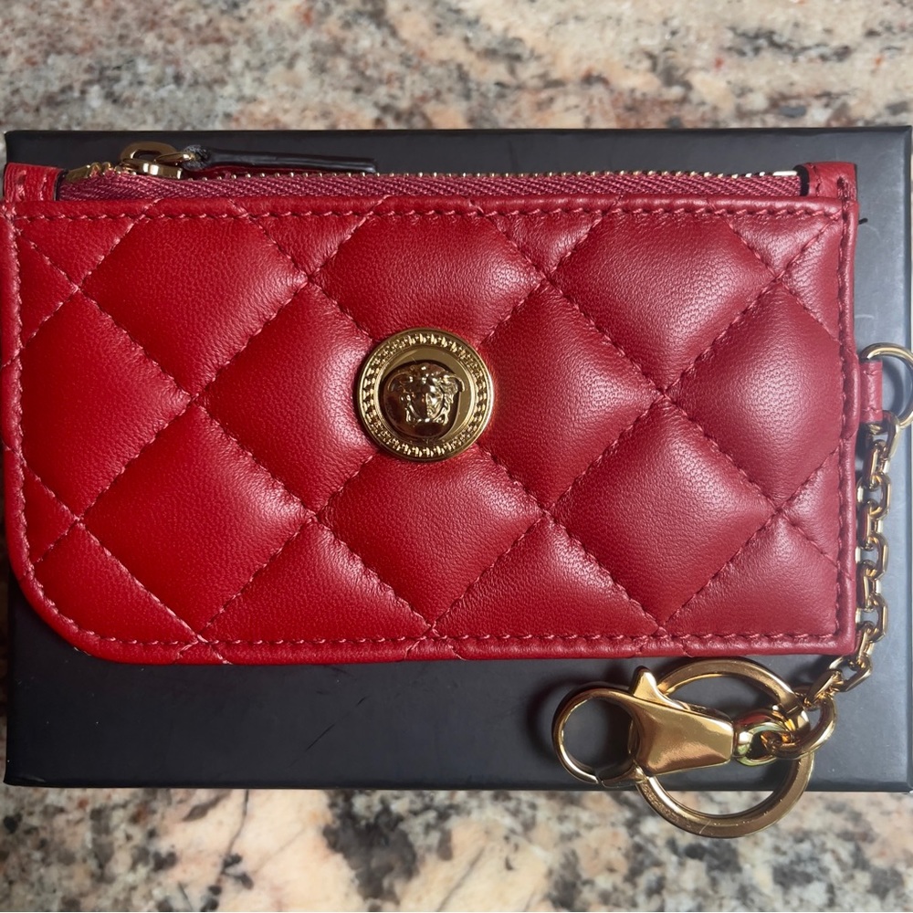 😍Versace Quilted Leather Card Case and Keychain😍